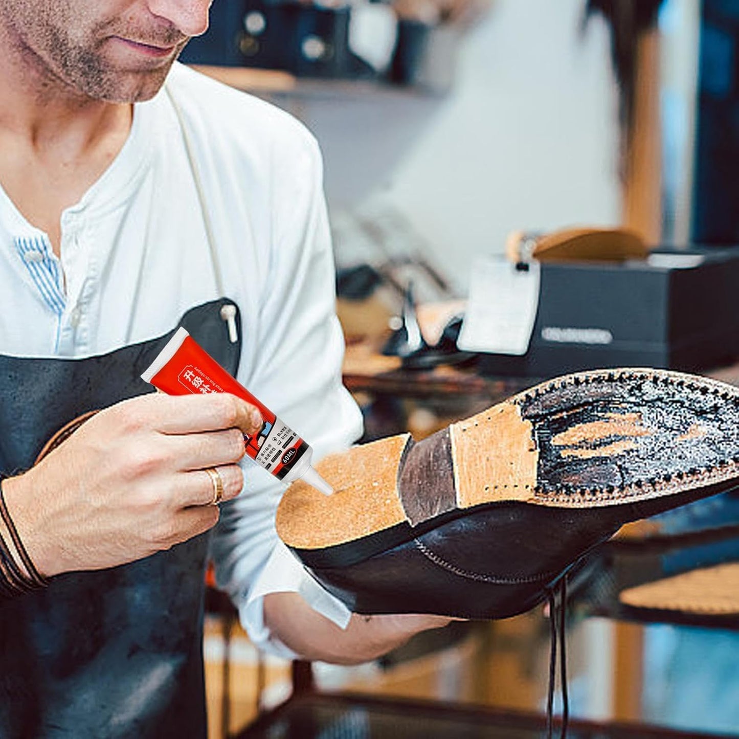 MULTIPURPOSE SHOE GLUE