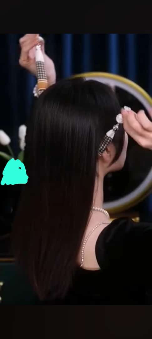 Magnetic button silk scarf