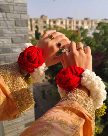 Handmade Crochet Red Rose & Jasmine Gajray