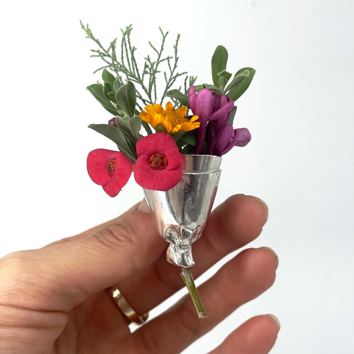 DIY Flower Bouquets Brooch