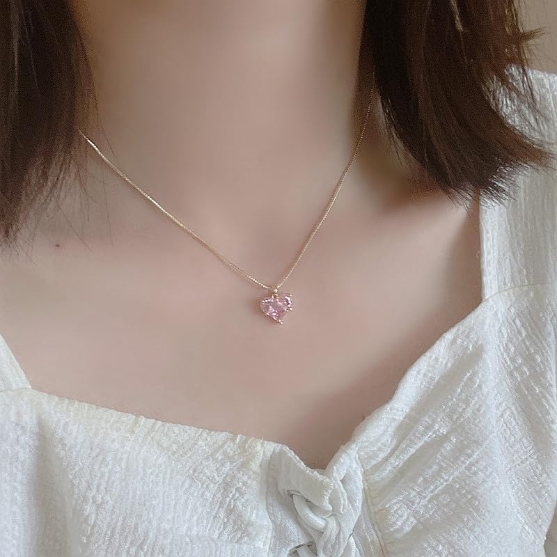 Shinchan-Love card with Necklace