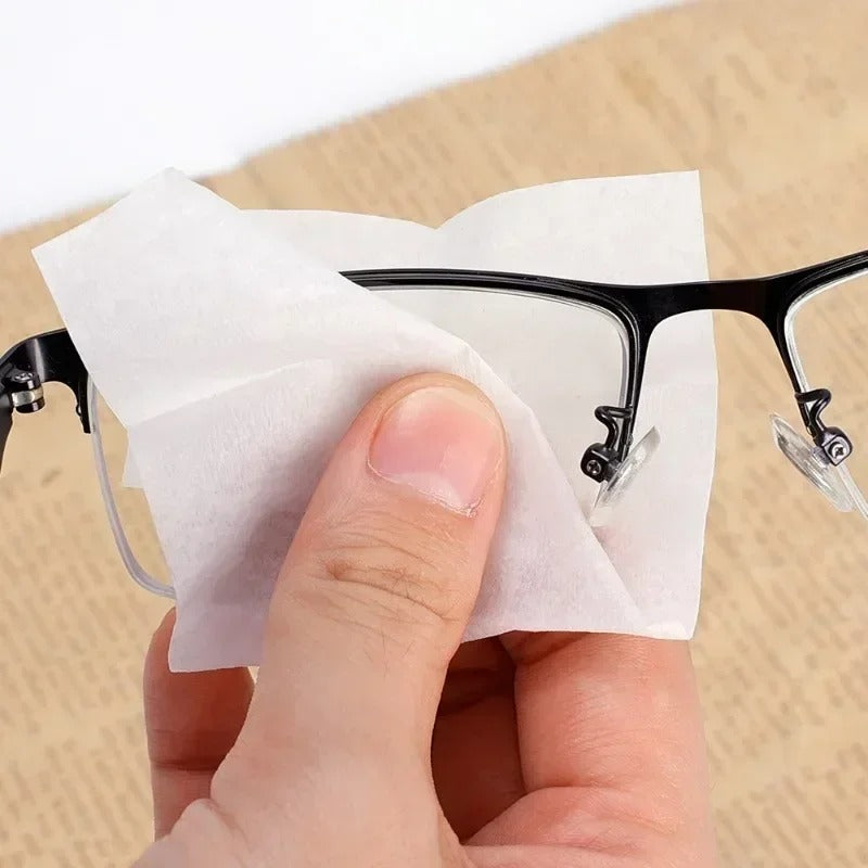 20 PCS Glasses Cleaner Wet Wipe Disposable Anti Fog