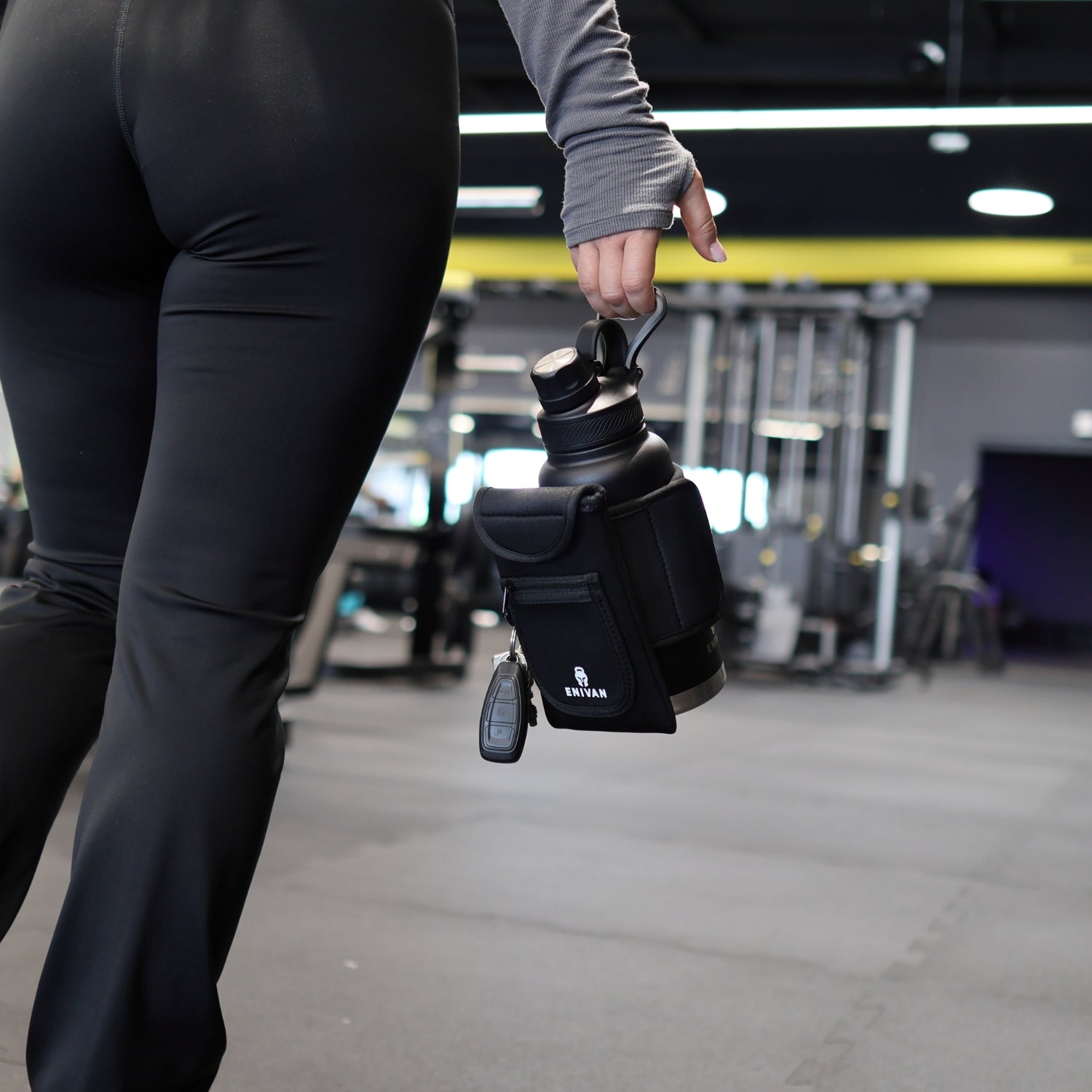 MAGNETIC BOTTLE COVER