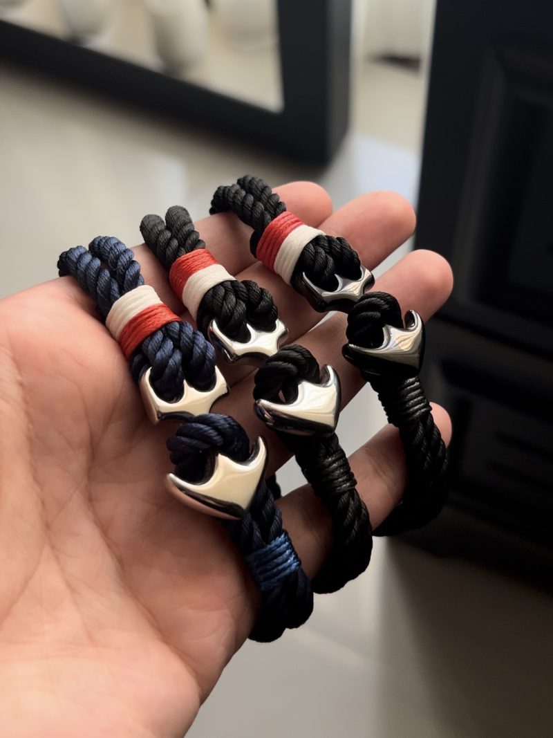 FASHION ANCHOR BRACELET