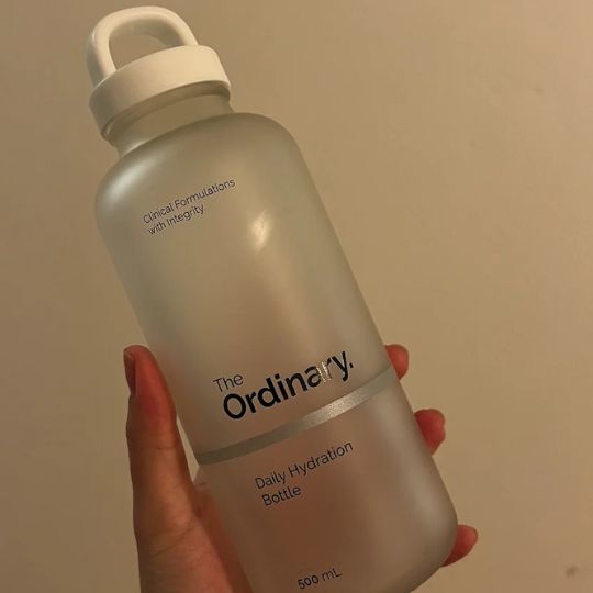 Ordinary daily hydrating Bottle