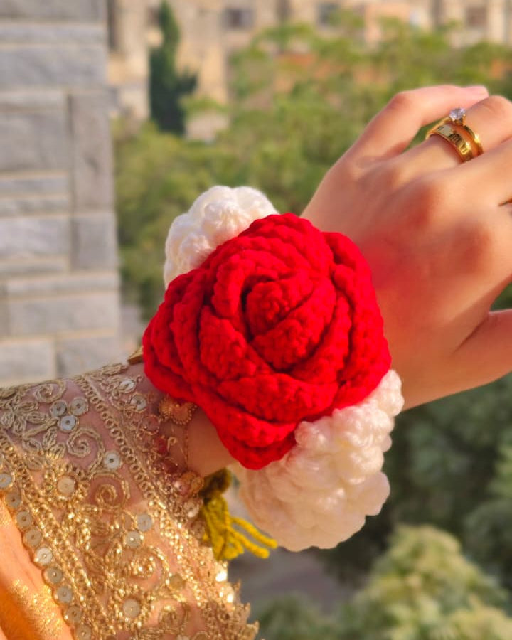 Handmade Crochet Red Rose & Jasmine Gajray