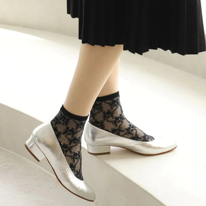 Fantasy Floral Sheer Ankle Socks