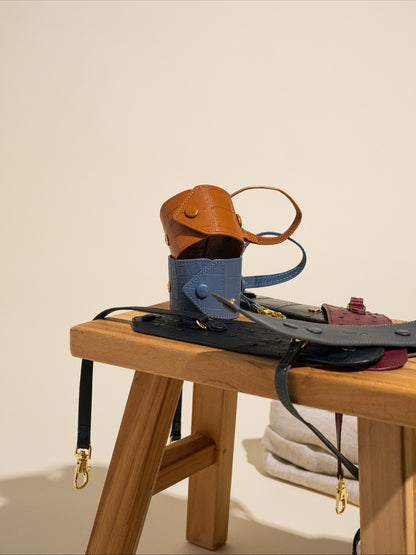 Leather scarf holder