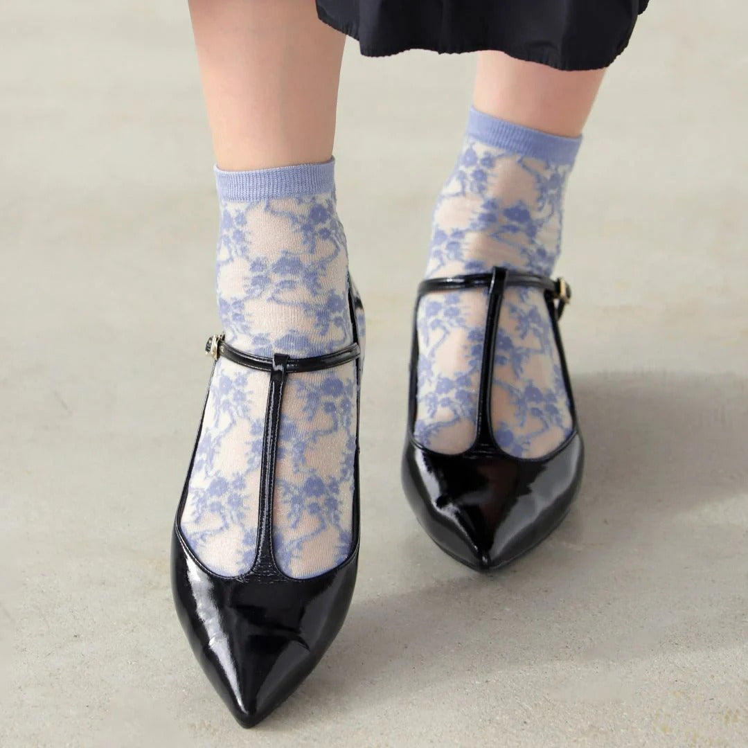 Fantasy Floral Sheer Ankle Socks