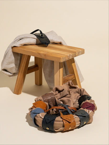 Leather scarf holder