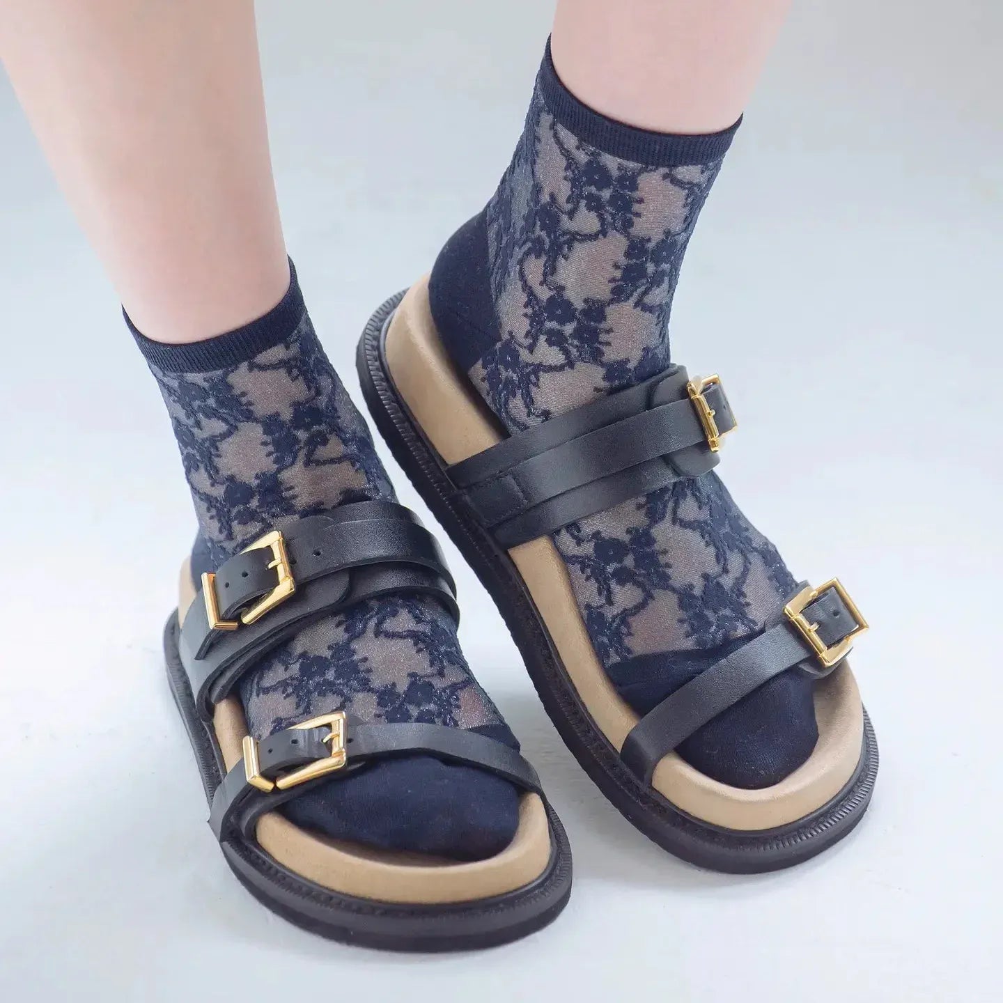 Fantasy Floral Sheer Ankle Socks